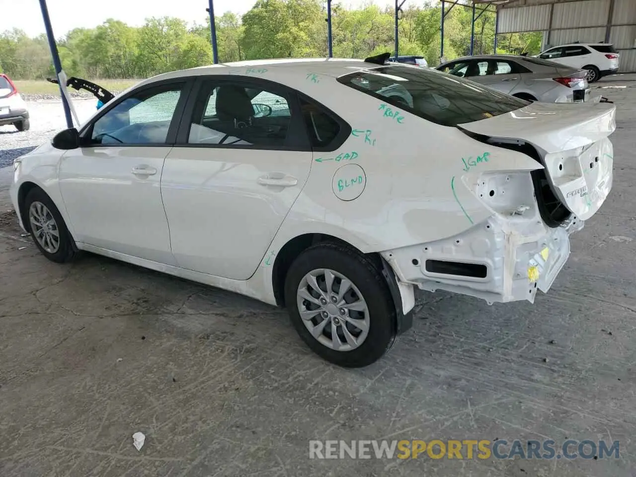 2 fotografías del automóvil dañado 3KPF24AD3RE819909 KIA FORTE 2024
