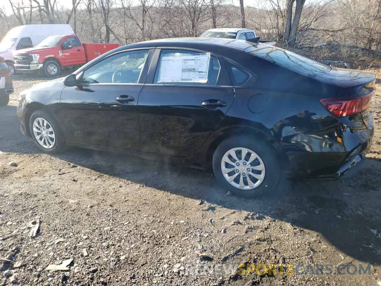 2 fotografías del automóvil dañado 3KPF24AD3RE820333 KIA FORTE 2024