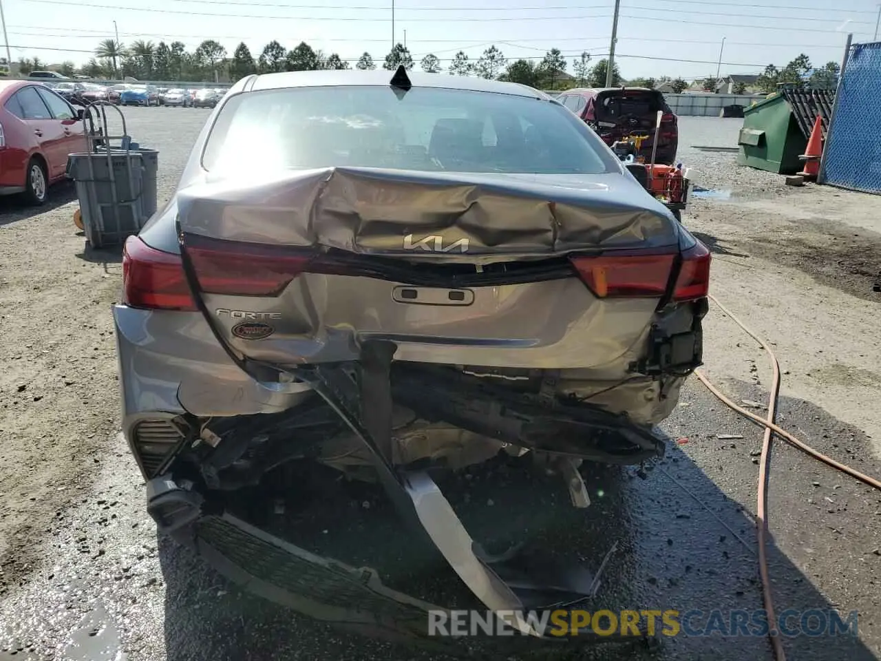 6 fotografías del automóvil dañado 3KPF24AD4RE747313 KIA FORTE 2024