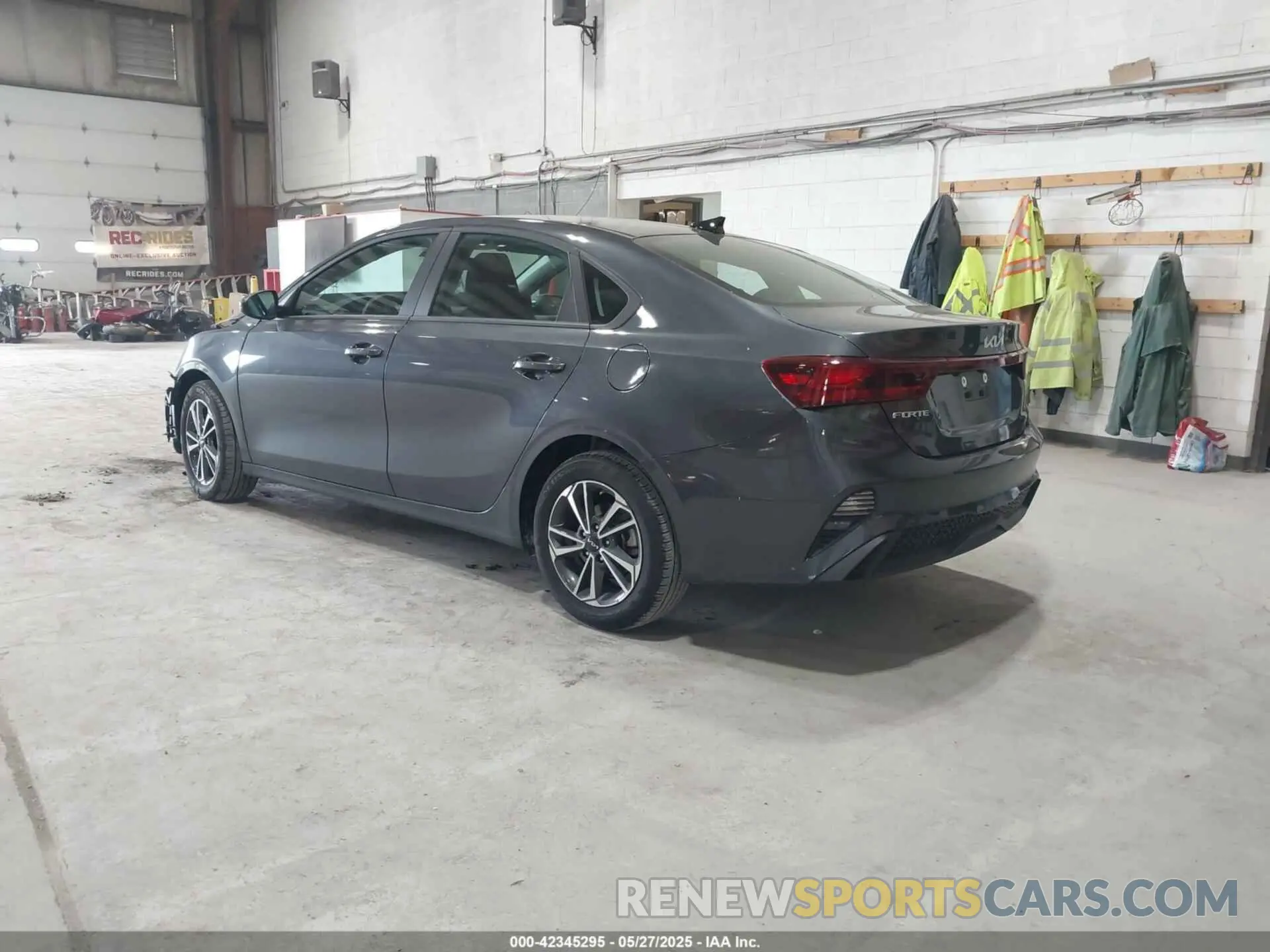 3 fotografías del automóvil dañado 3KPF24AD4RE759087 KIA FORTE 2024