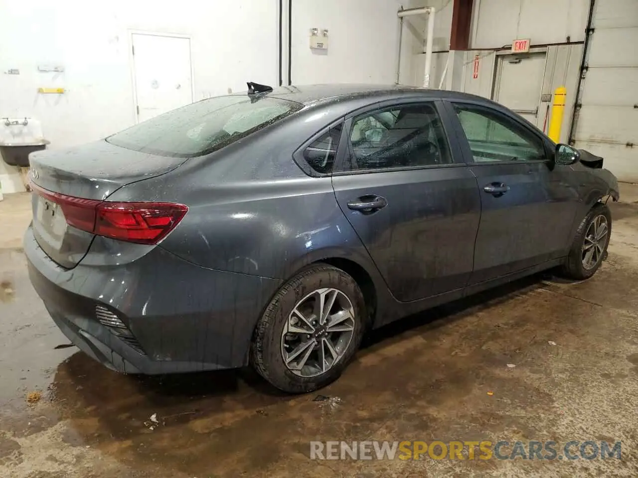 3 fotografías del automóvil dañado 3KPF24AD4RE768467 KIA FORTE 2024