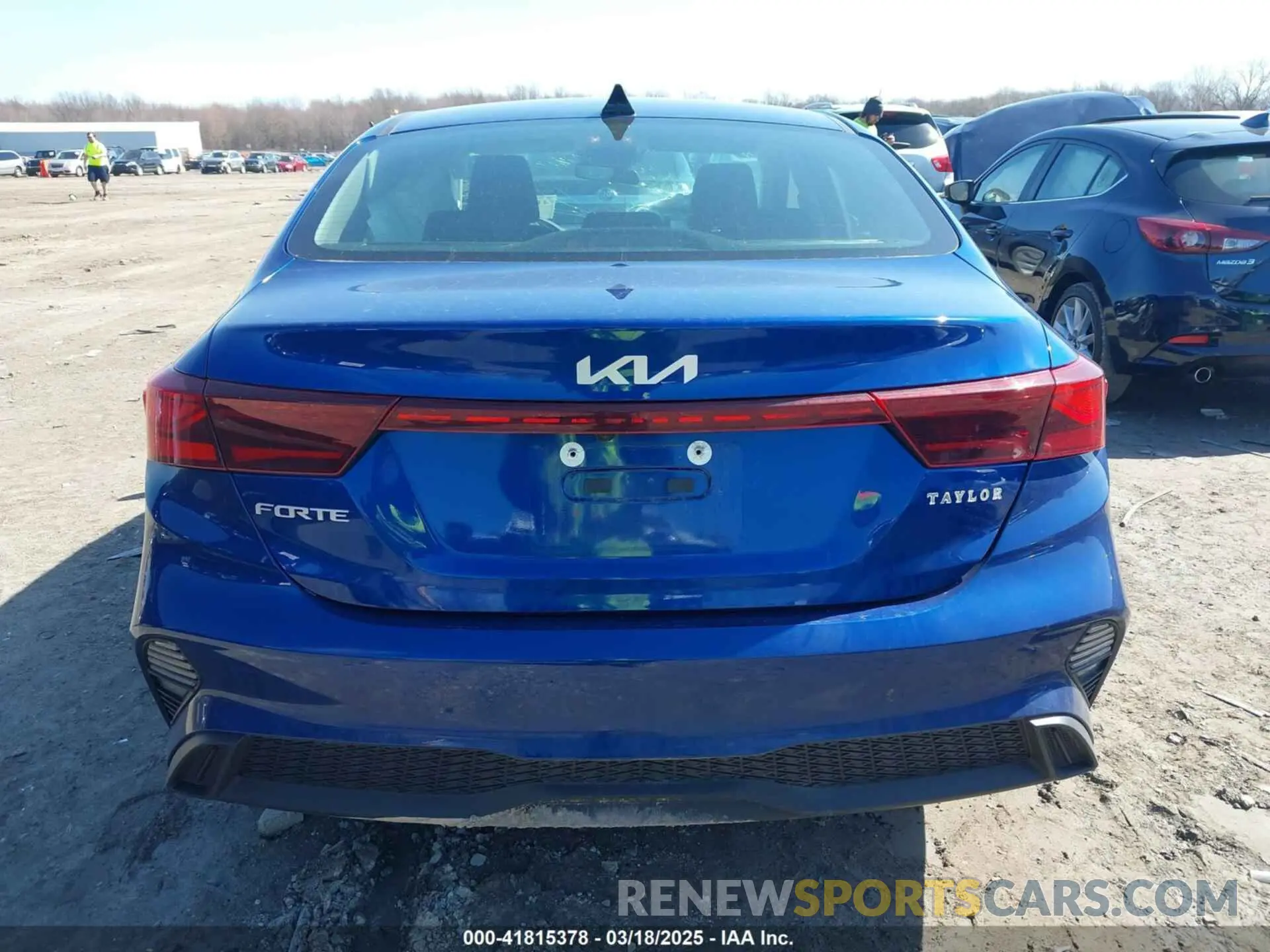 16 fotografías del automóvil dañado 3KPF24AD4RE769604 KIA FORTE 2024