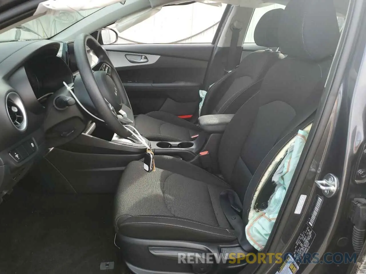 7 fotografías del automóvil dañado 3KPF24AD4RE783325 KIA FORTE 2024