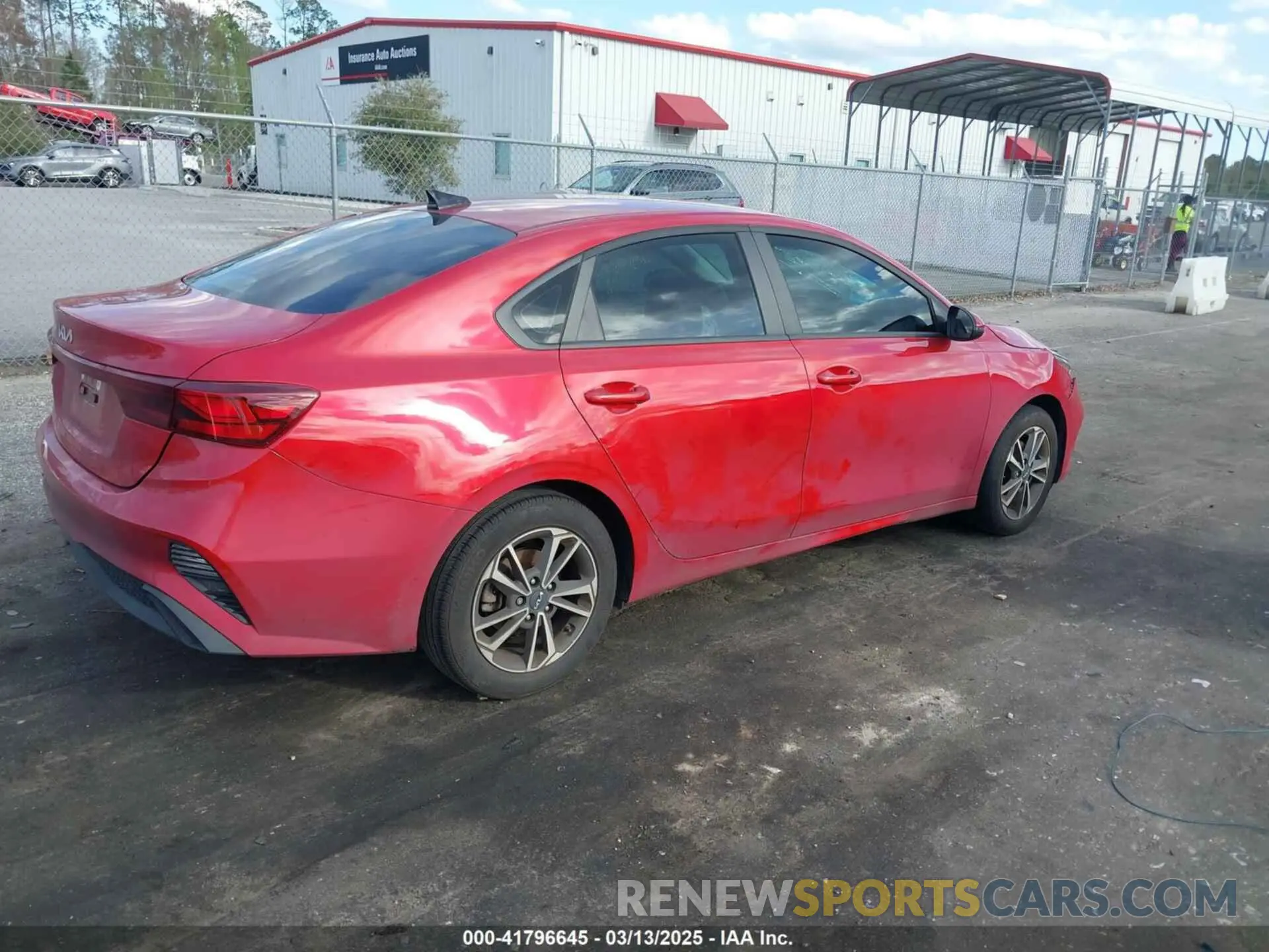 4 fotografías del automóvil dañado 3KPF24AD4RE819899 KIA FORTE 2024