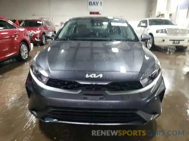 13 fotografías del automóvil dañado 3KPF24AD4RE840428 KIA FORTE 2024