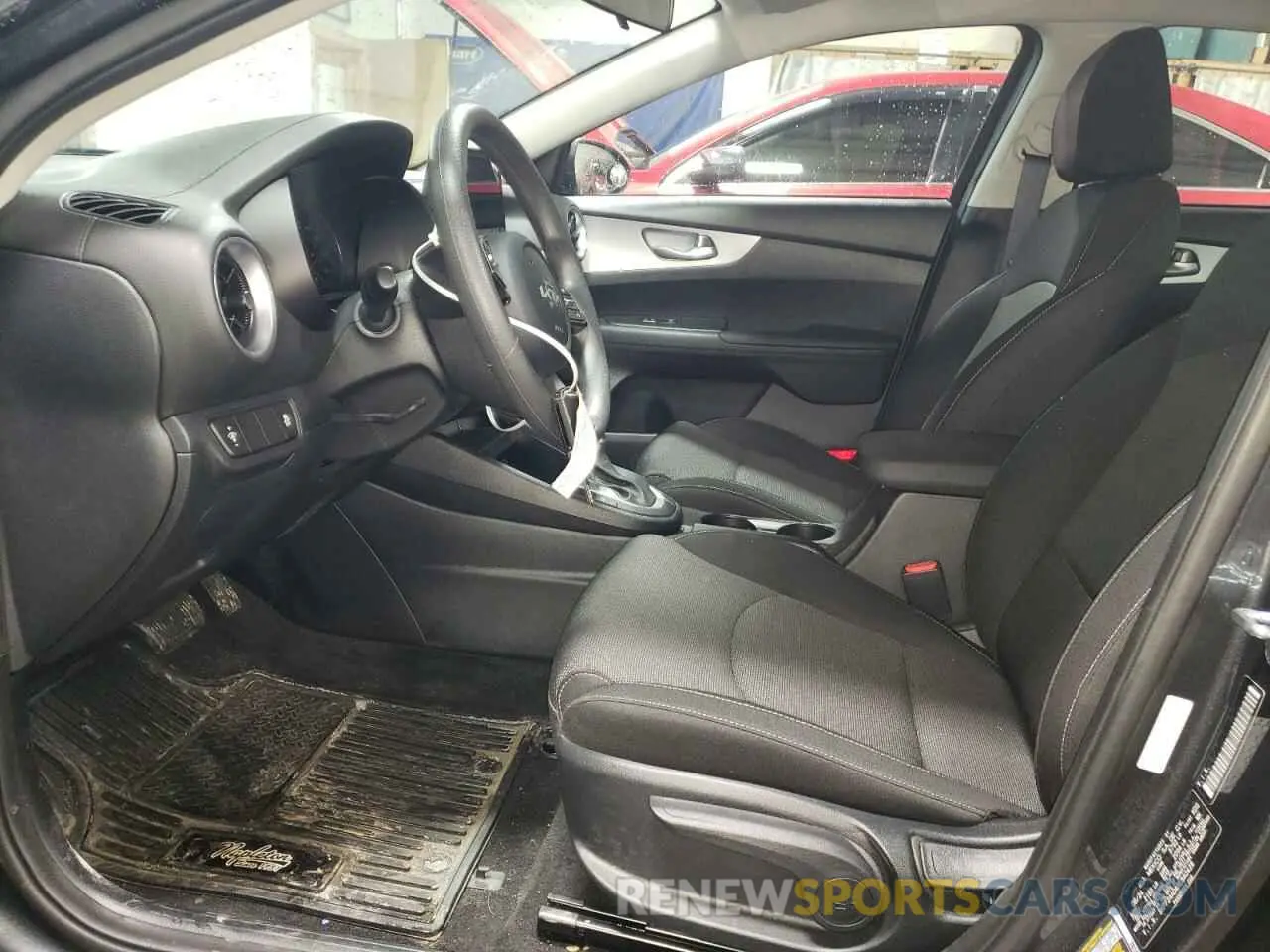 7 fotografías del automóvil dañado 3KPF24AD4RE840428 KIA FORTE 2024
