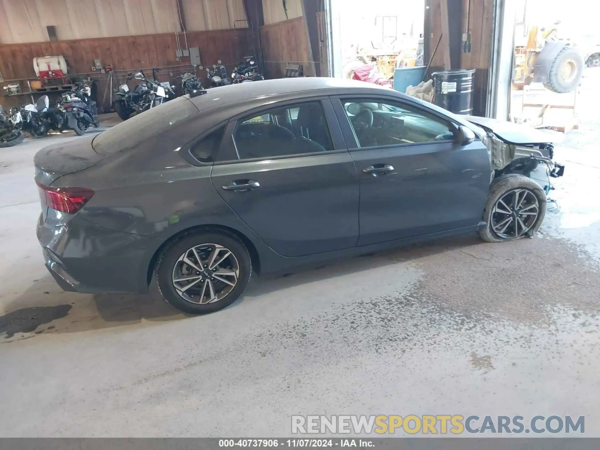 4 fotografías del automóvil dañado 3KPF24AD5RE706401 KIA FORTE 2024