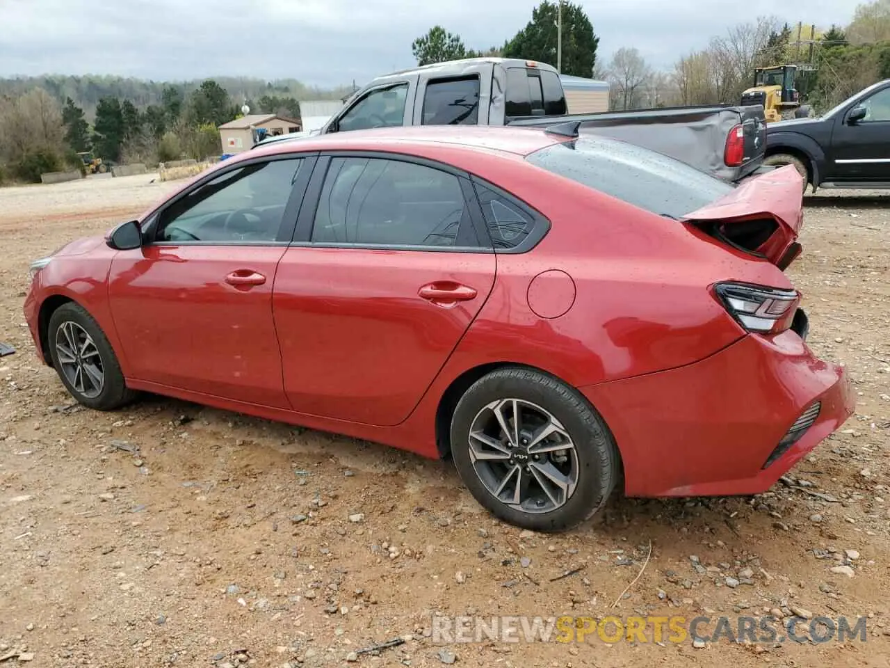 2 fotografías del automóvil dañado 3KPF24AD5RE721271 KIA FORTE 2024