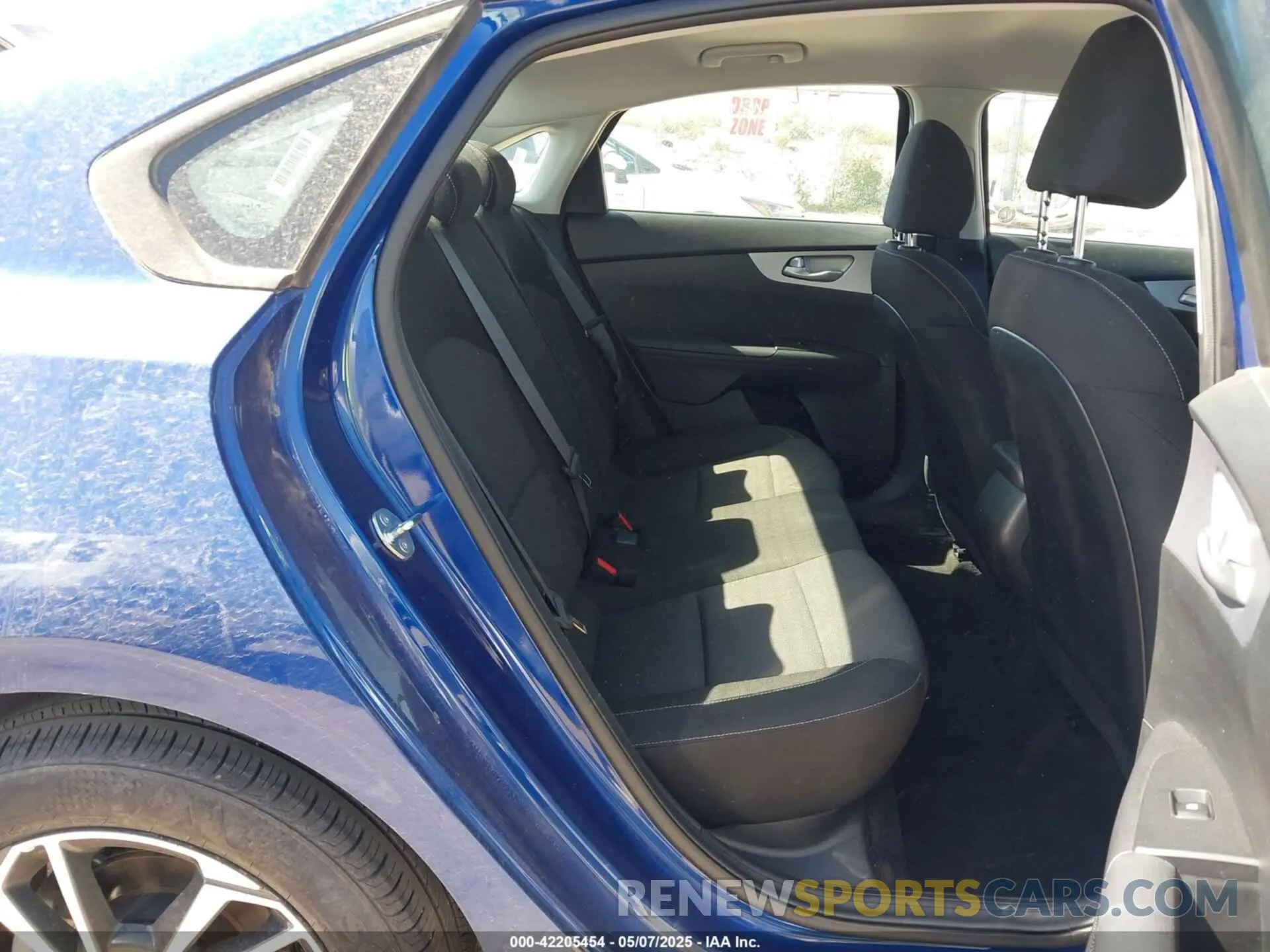 8 fotografías del automóvil dañado 3KPF24AD5RE728317 KIA FORTE 2024