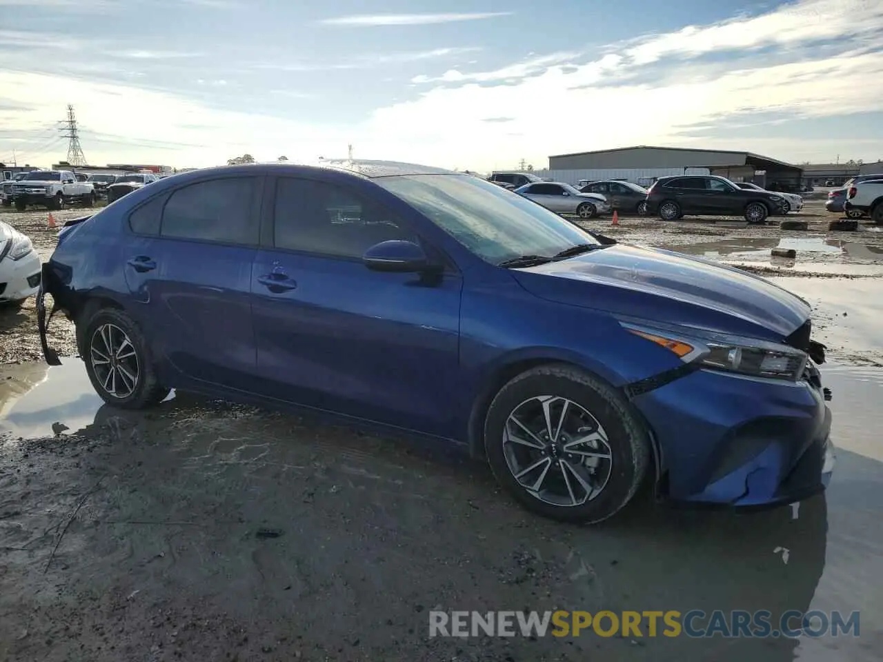 4 fotografías del automóvil dañado 3KPF24AD5RE729810 KIA FORTE 2024