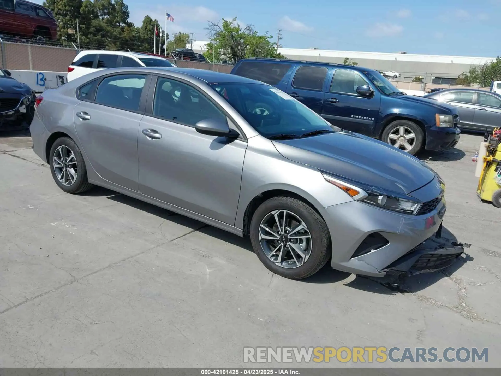 1 fotografías del automóvil dañado 3KPF24AD5RE759745 KIA FORTE 2024