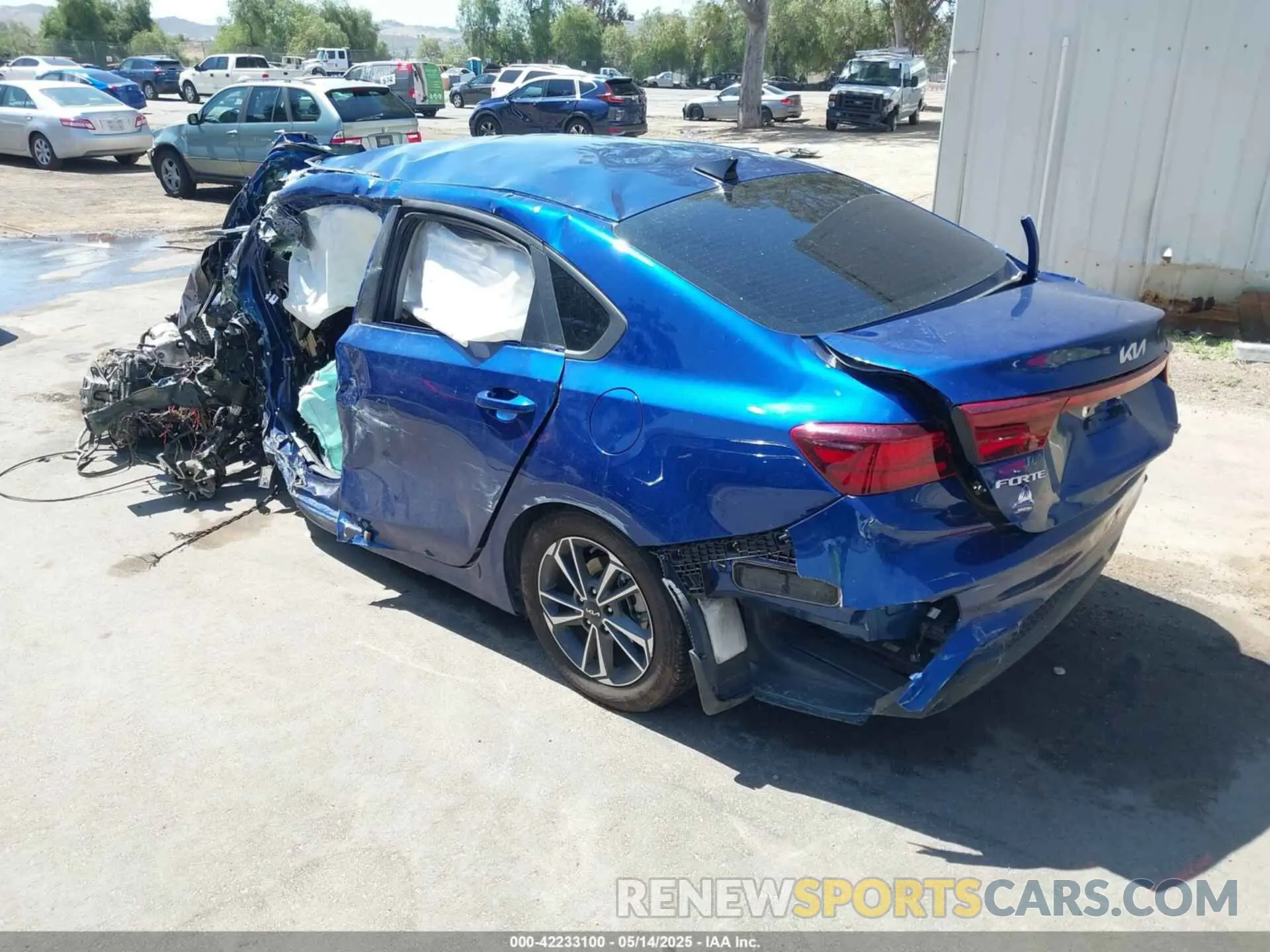 3 fotografías del automóvil dañado 3KPF24AD5RE760720 KIA FORTE 2024