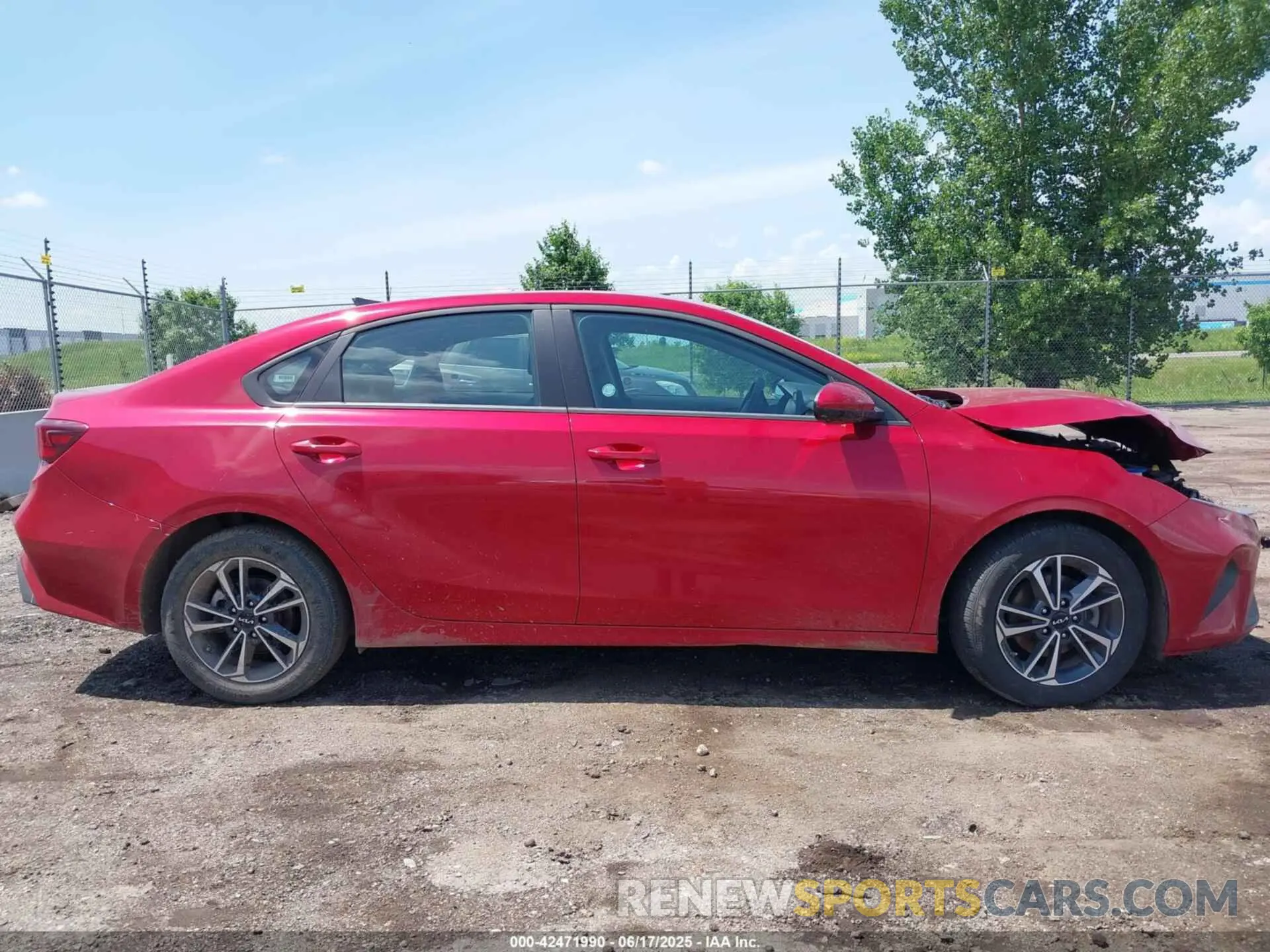 12 fotografías del automóvil dañado 3KPF24AD5RE764072 KIA FORTE 2024