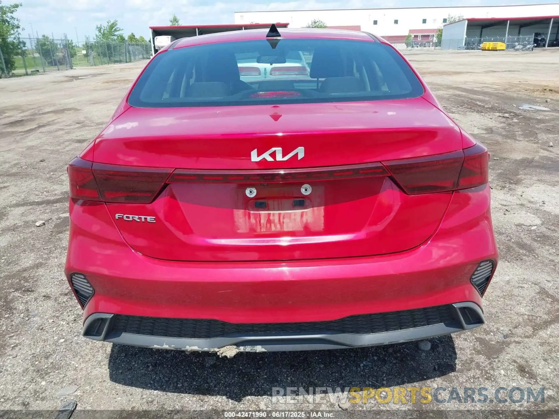 15 fotografías del automóvil dañado 3KPF24AD5RE764072 KIA FORTE 2024
