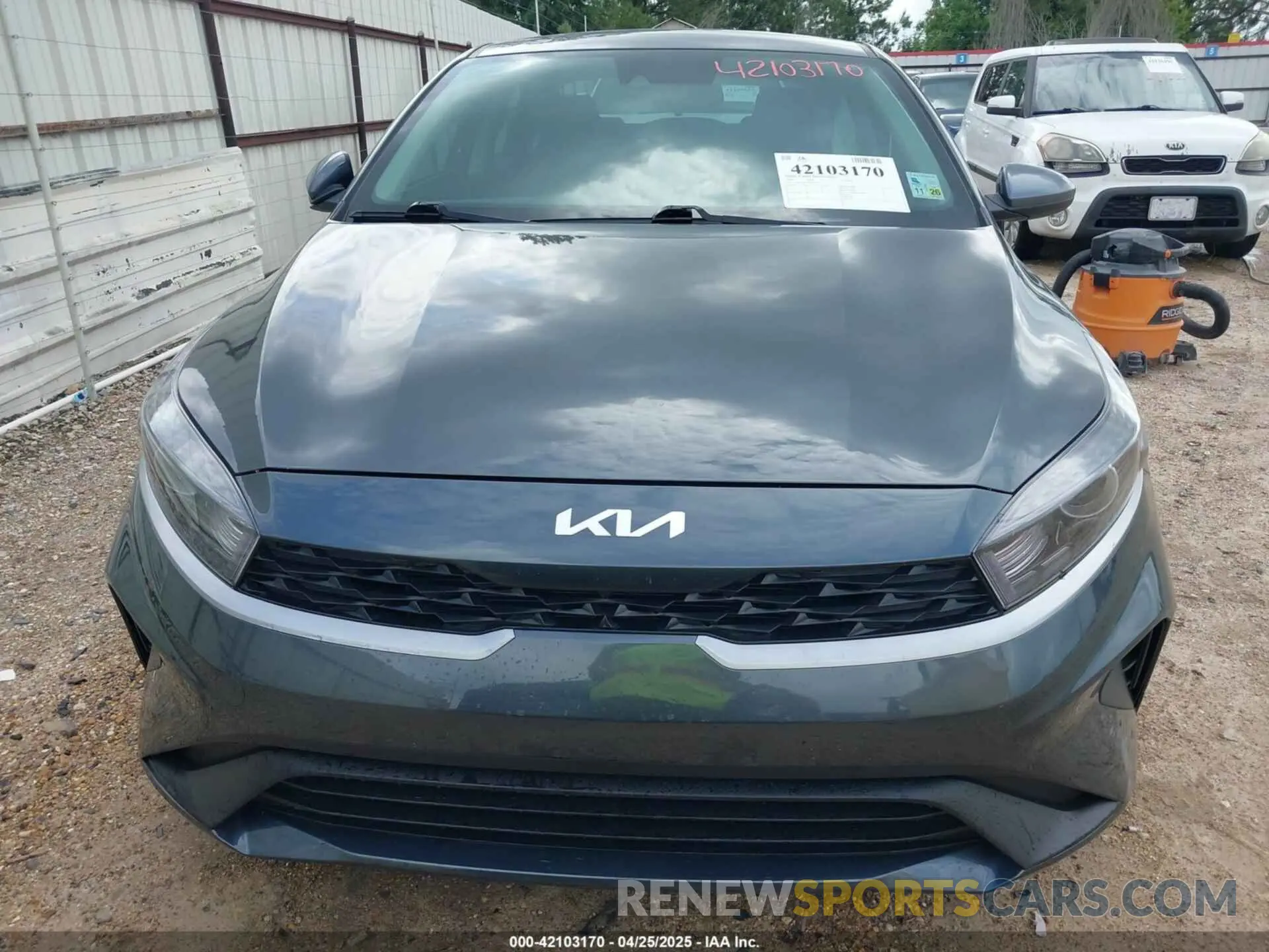 12 fotografías del automóvil dañado 3KPF24AD5RE764234 KIA FORTE 2024