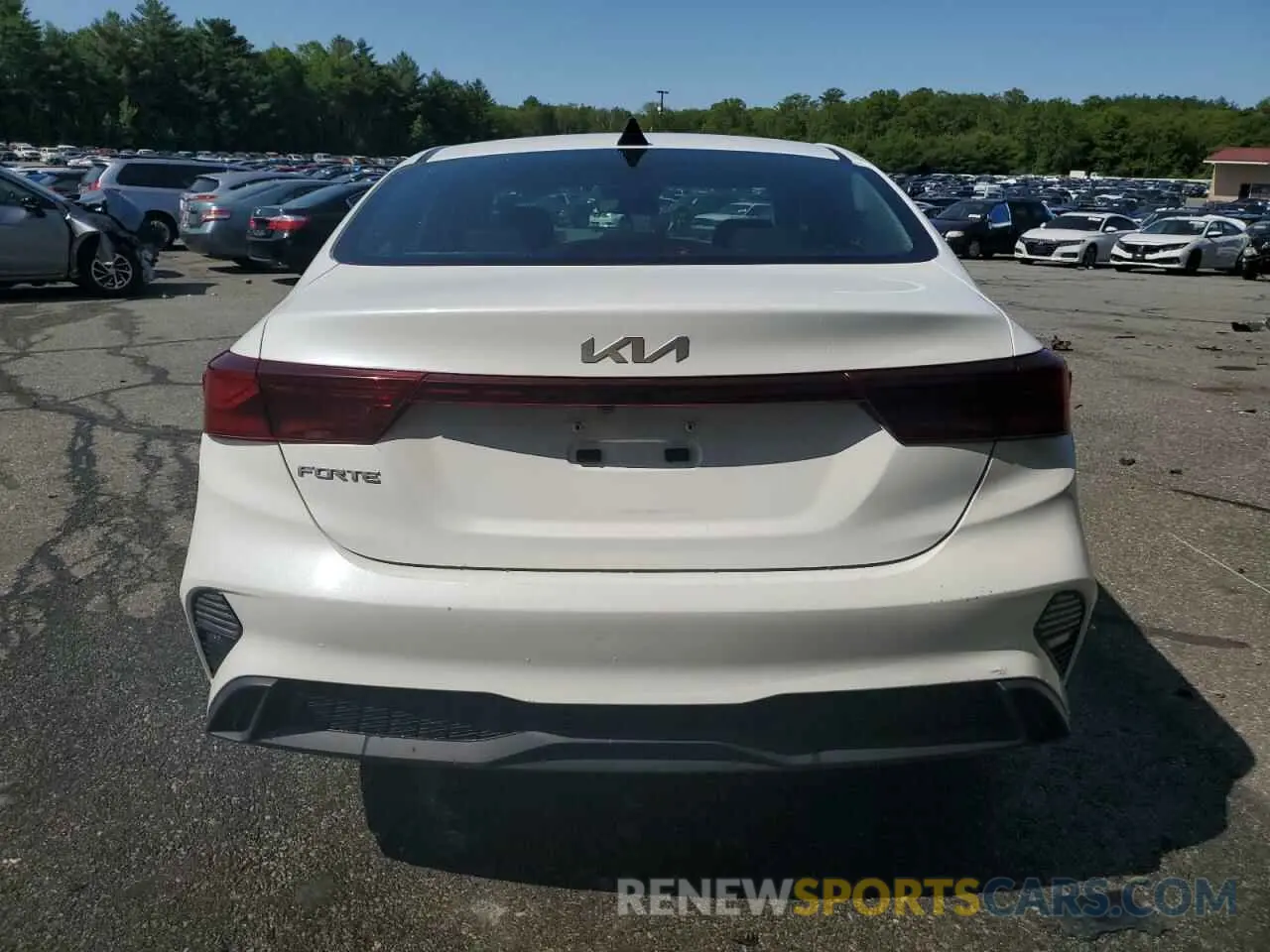 6 fotografías del automóvil dañado 3KPF24AD5RE783026 KIA FORTE 2024