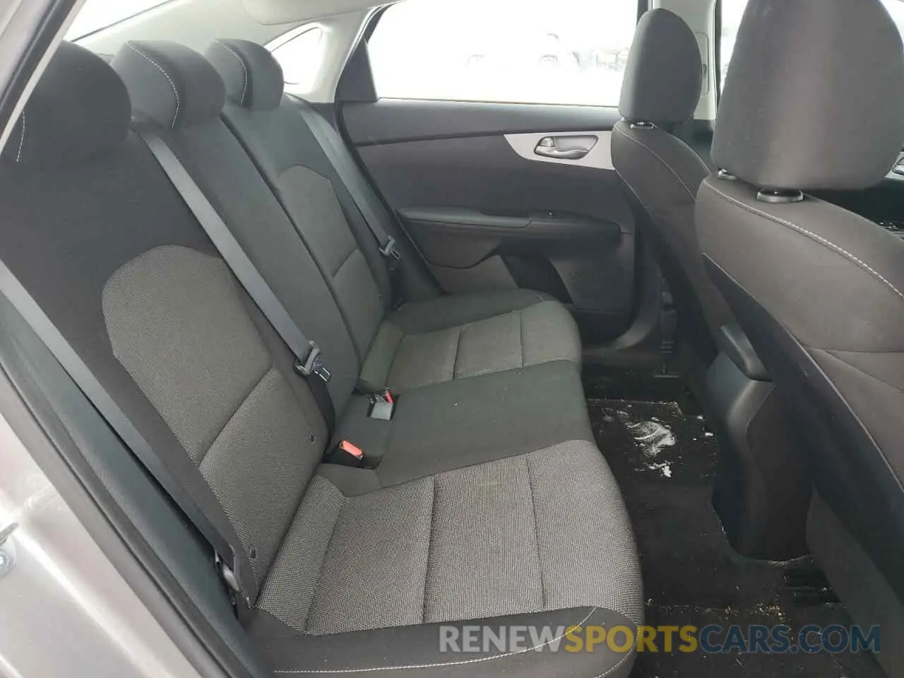 10 fotografías del automóvil dañado 3KPF24AD5RE831981 KIA FORTE 2024