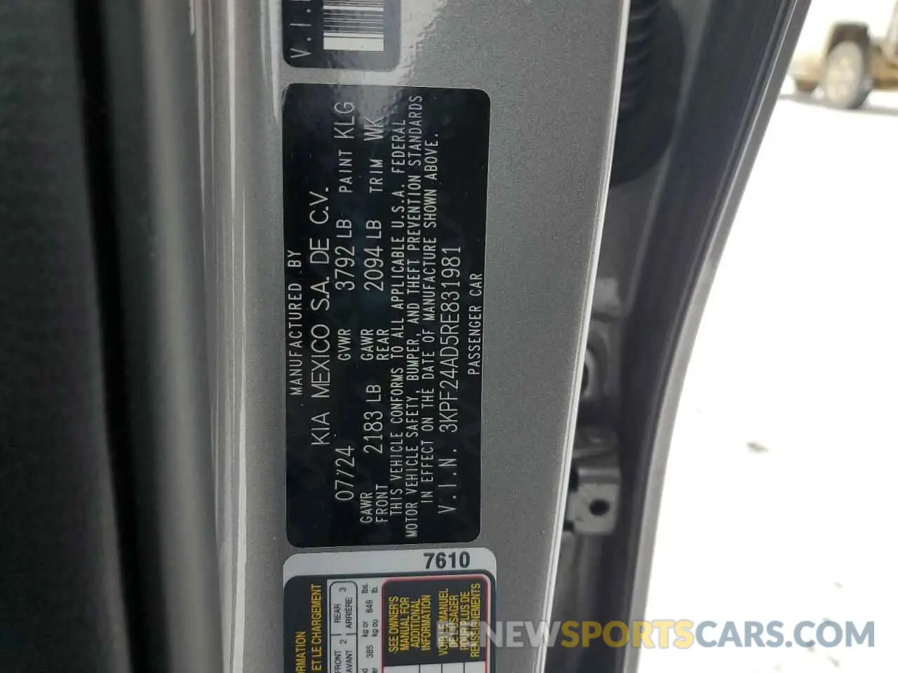 12 fotografías del automóvil dañado 3KPF24AD5RE831981 KIA FORTE 2024