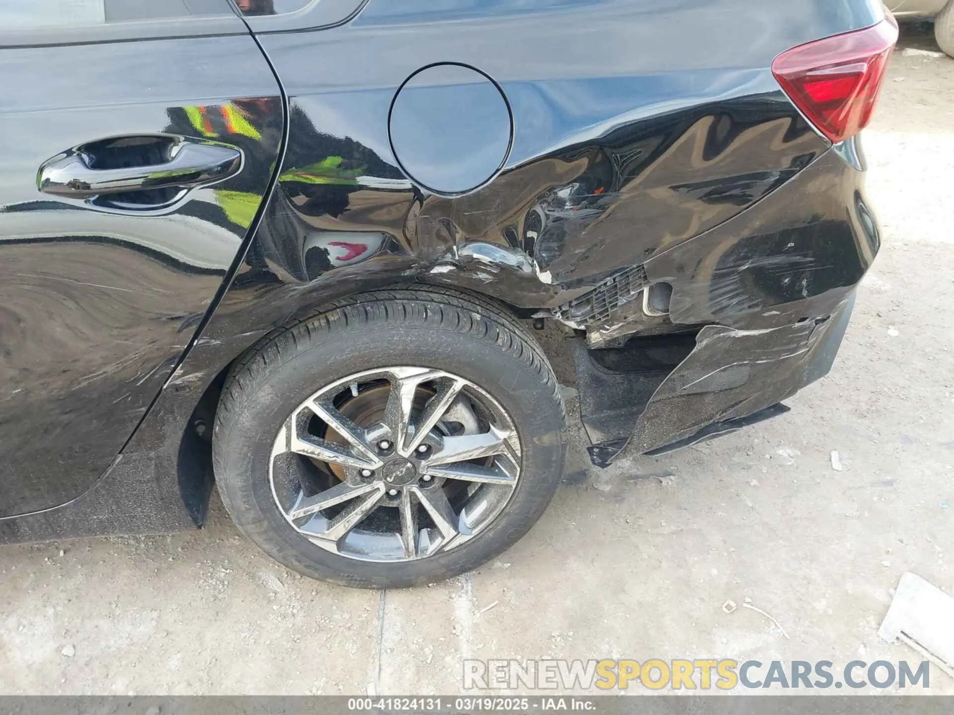 6 fotografías del automóvil dañado 3KPF24AD5RE840129 KIA FORTE 2024
