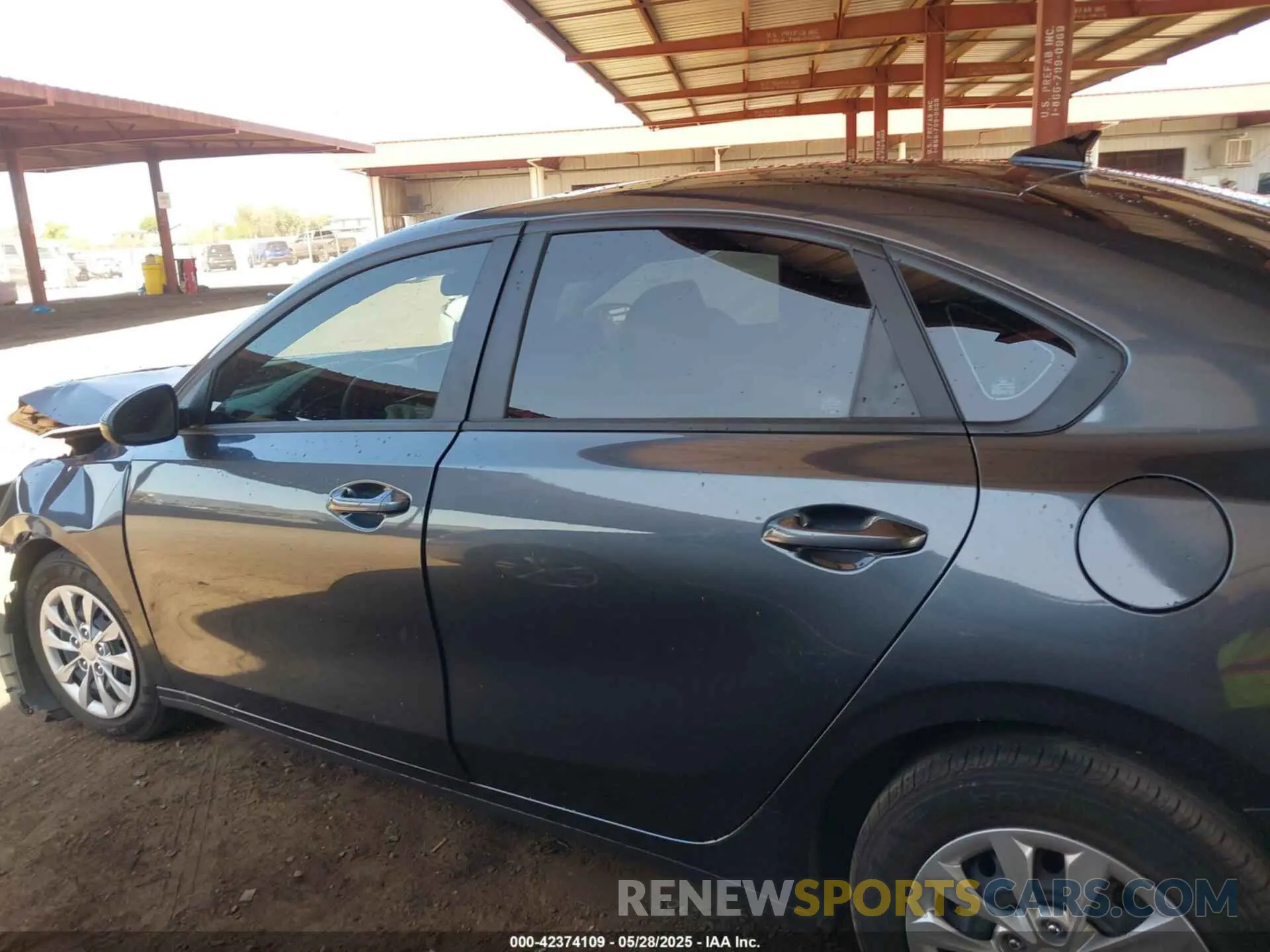 14 fotografías del automóvil dañado 3KPF24AD6RE697532 KIA FORTE 2024