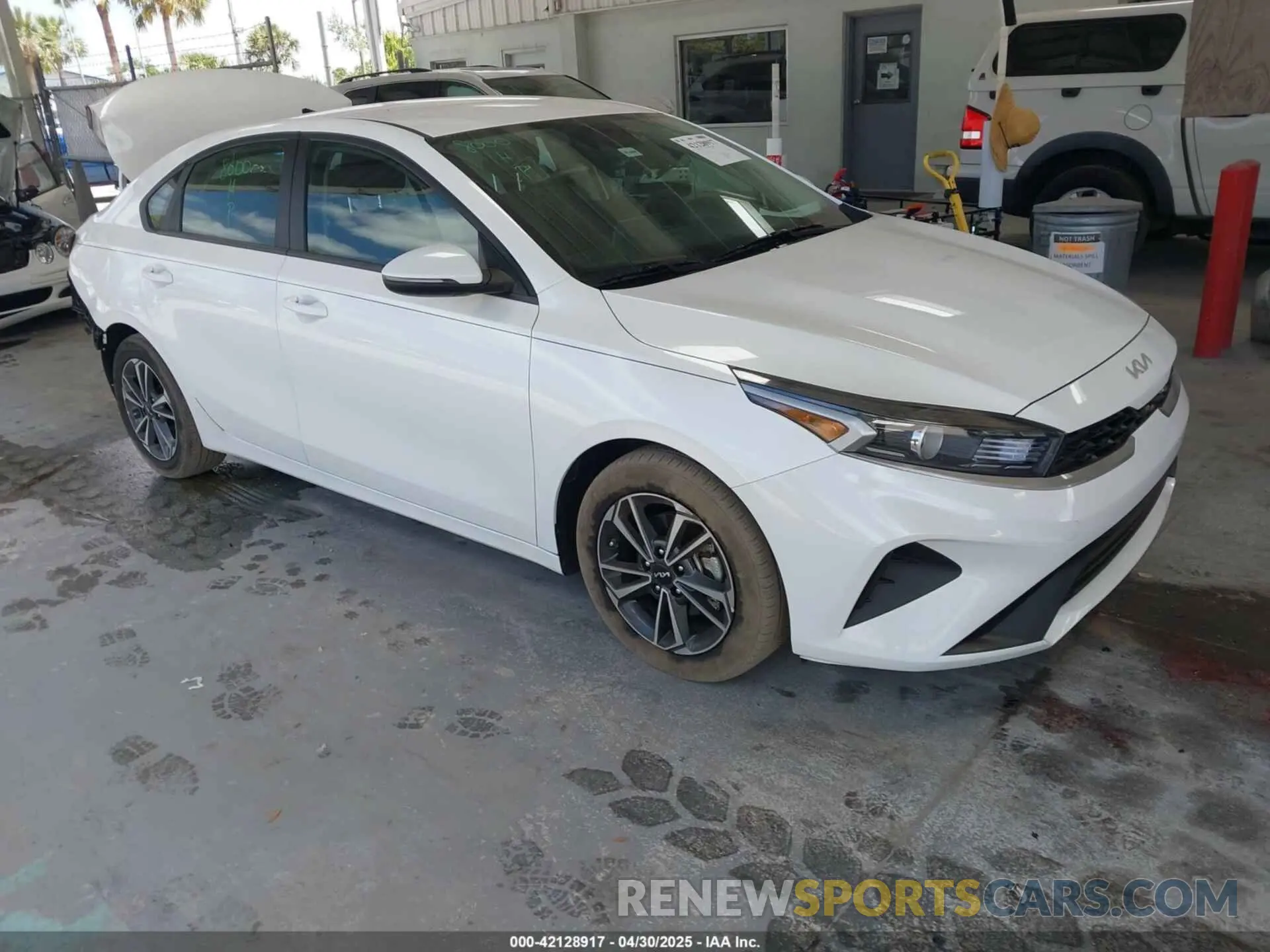 1 fotografías del automóvil dañado 3KPF24AD6RE758698 KIA FORTE 2024