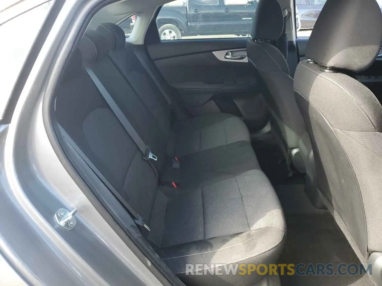 10 fotografías del automóvil dañado 3KPF24AD6RE790678 KIA FORTE 2024