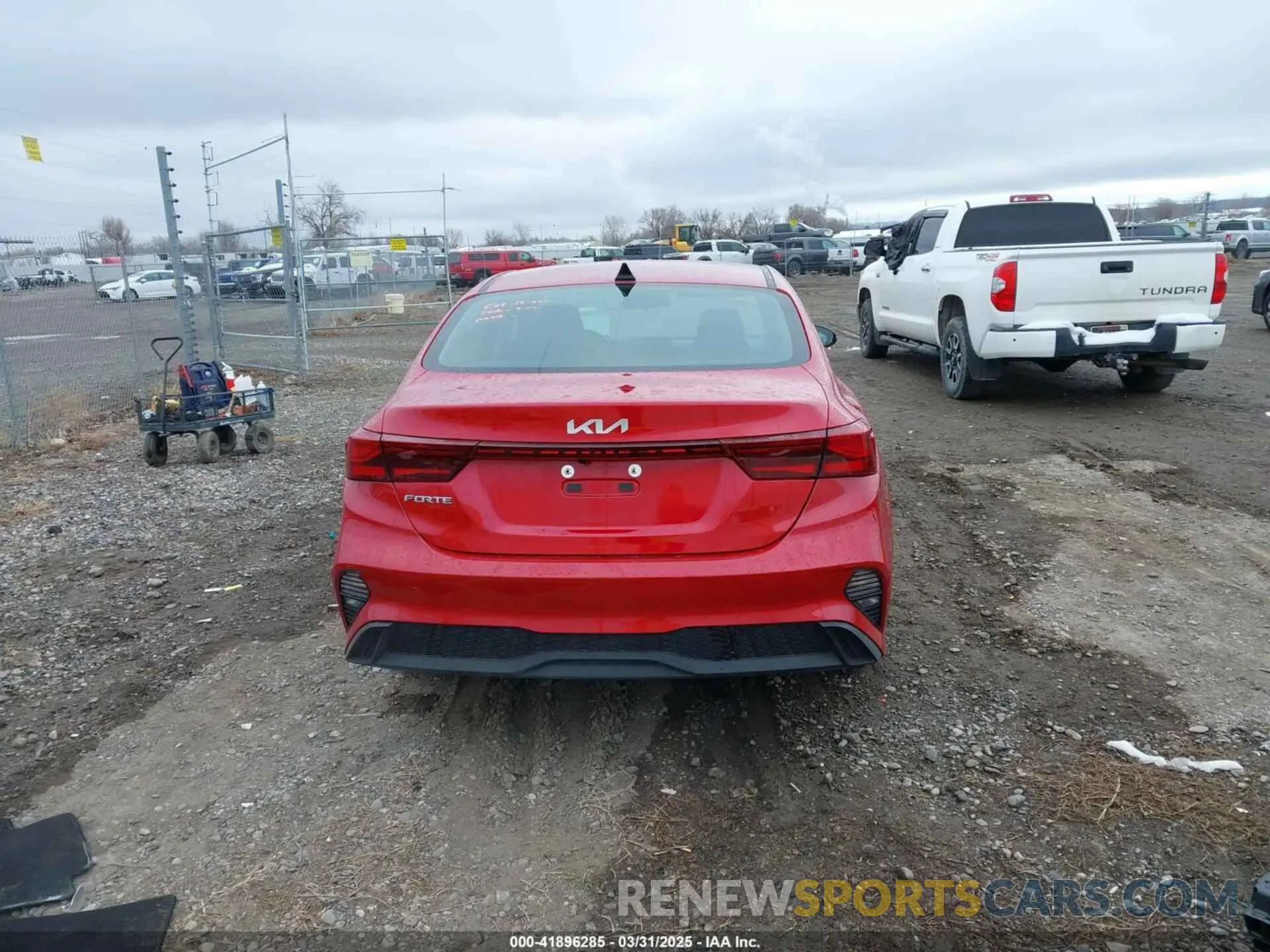 17 fotografías del automóvil dañado 3KPF24AD6RE805602 KIA FORTE 2024