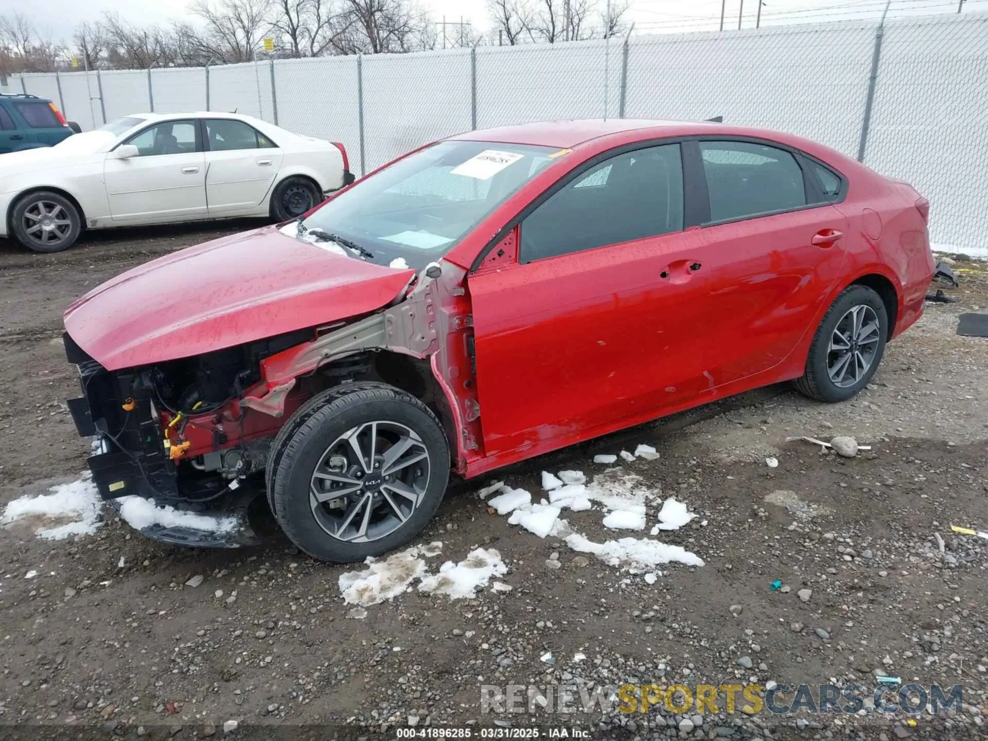 2 fotografías del automóvil dañado 3KPF24AD6RE805602 KIA FORTE 2024