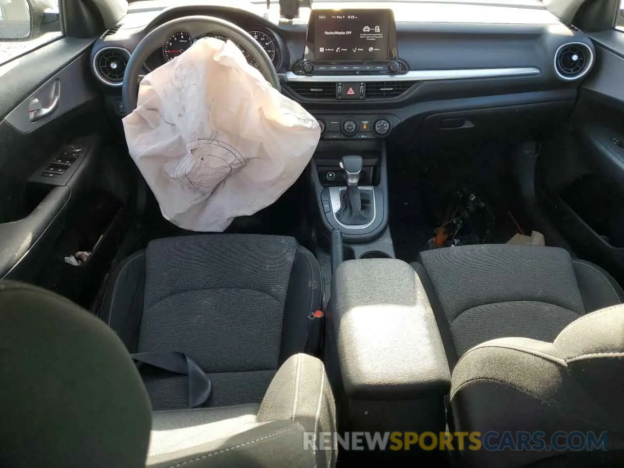 8 fotografías del automóvil dañado 3KPF24AD6RE810735 KIA FORTE 2024