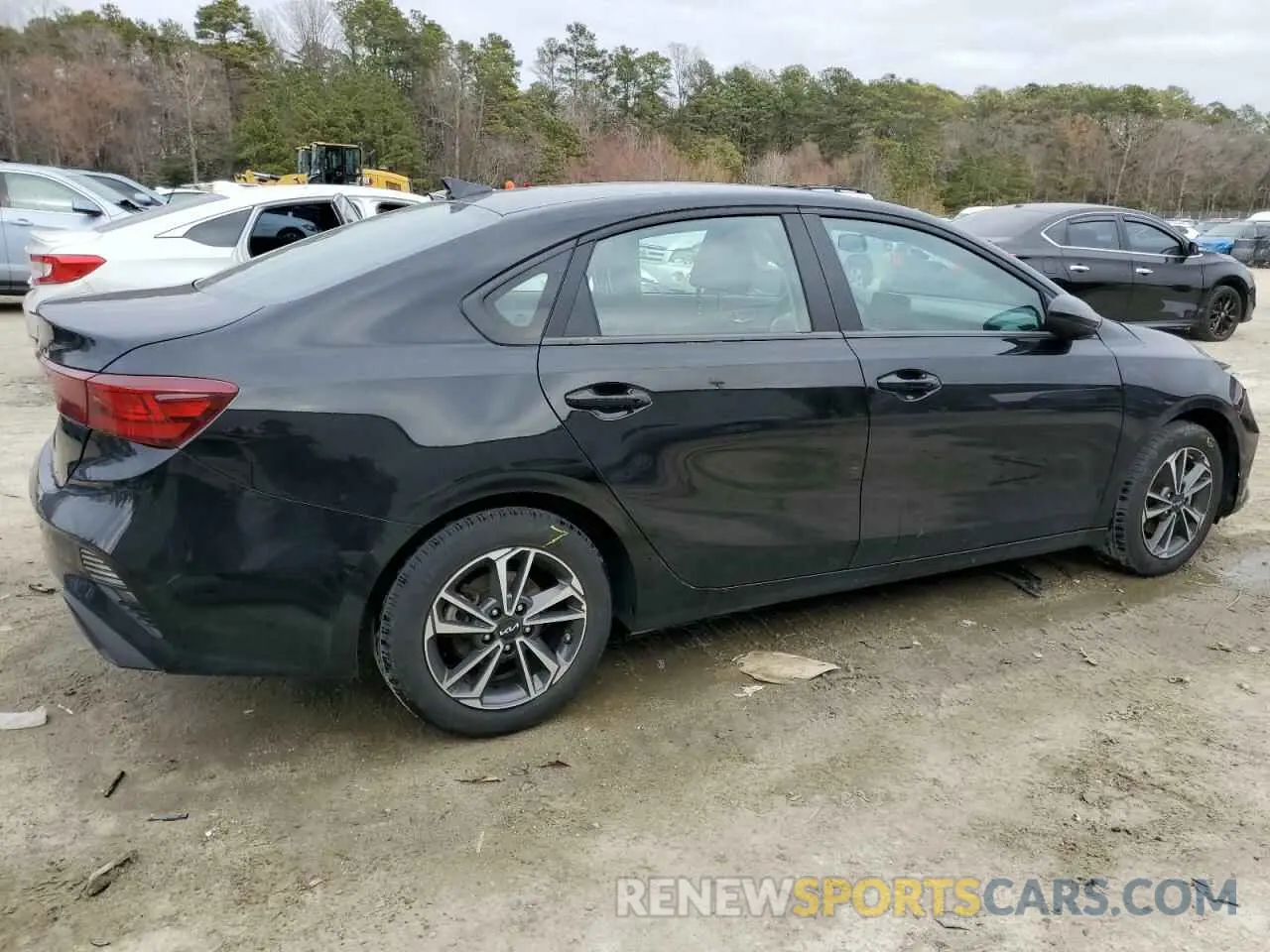 3 fotografías del automóvil dañado 3KPF24AD7RE705864 KIA FORTE 2024