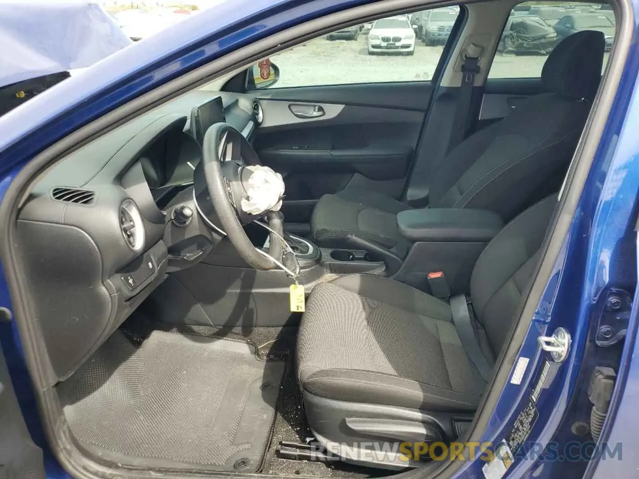 7 fotografías del automóvil dañado 3KPF24AD7RE731204 KIA FORTE 2024