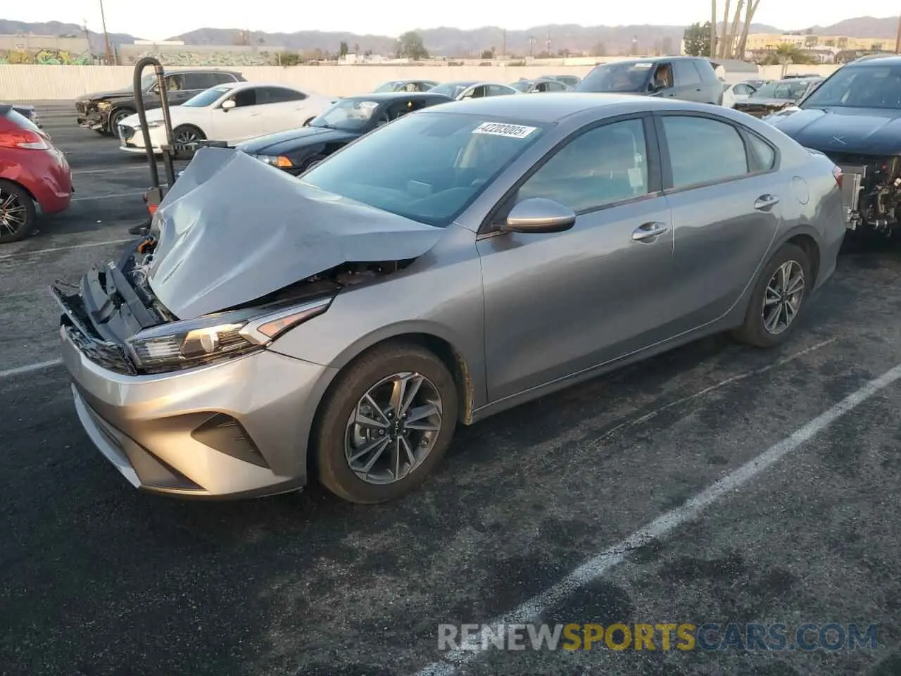 1 fotografías del automóvil dañado 3KPF24AD7RE759648 KIA FORTE 2024