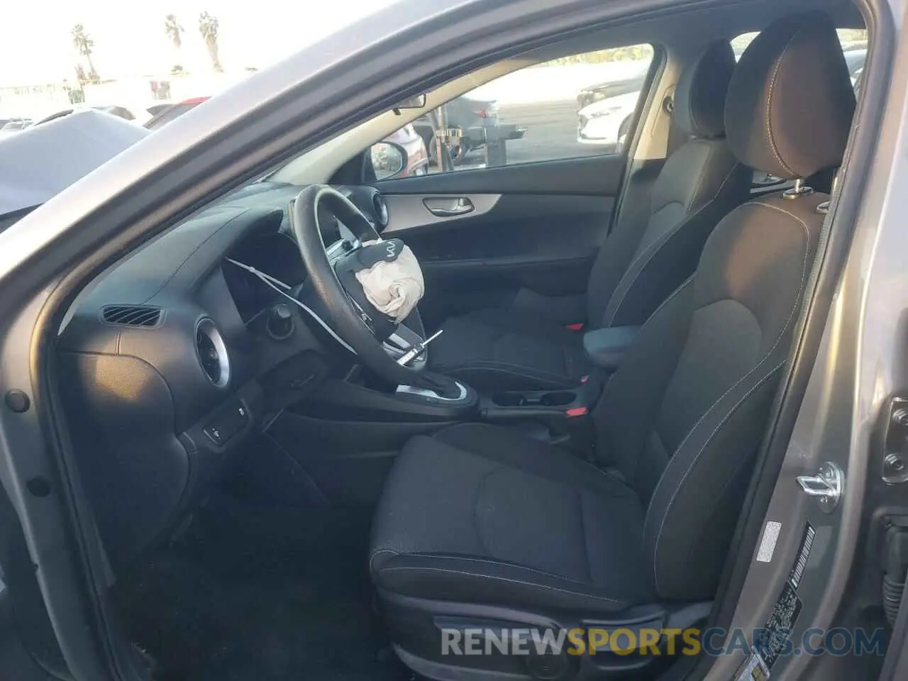 7 fotografías del automóvil dañado 3KPF24AD7RE759648 KIA FORTE 2024
