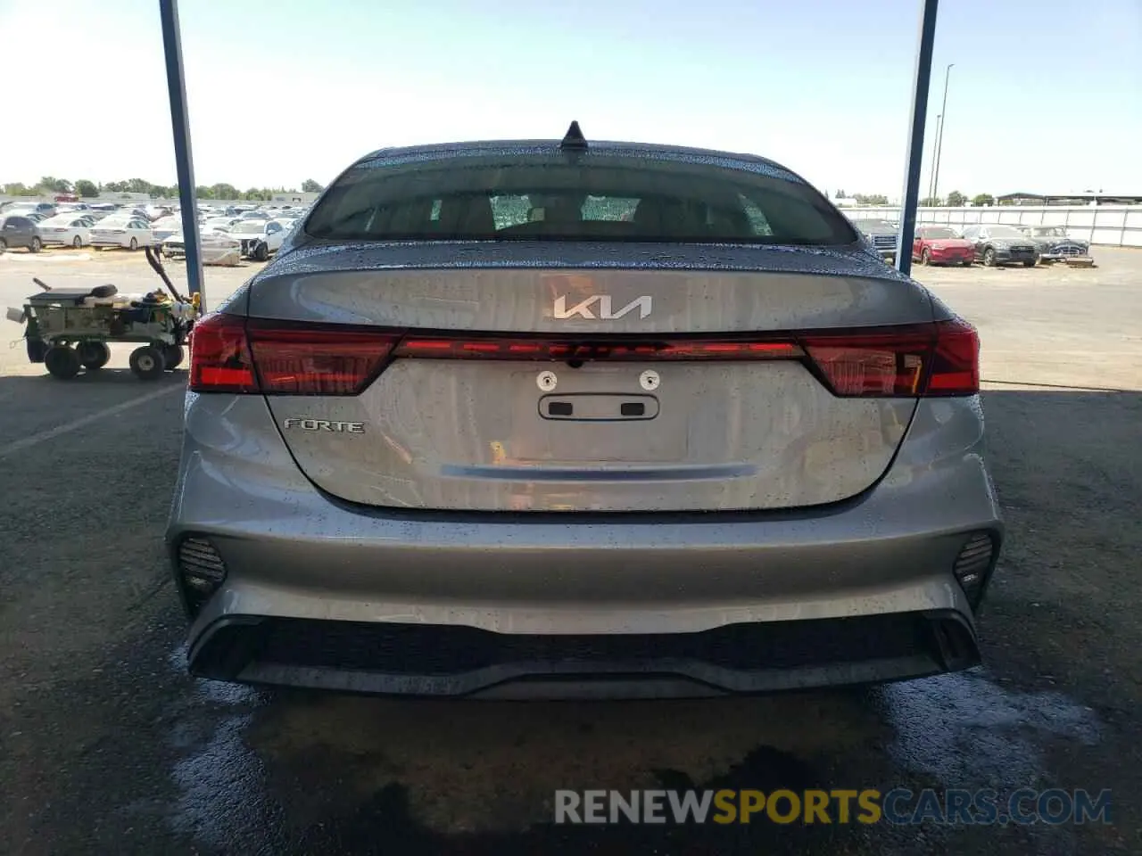 6 fotografías del automóvil dañado 3KPF24AD7RE763909 KIA FORTE 2024