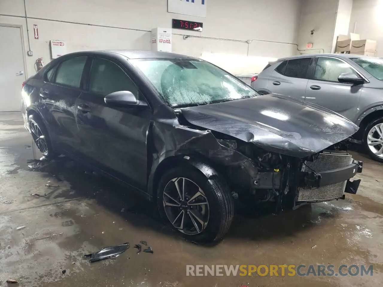 4 fotografías del automóvil dañado 3KPF24AD7RE768088 KIA FORTE 2024