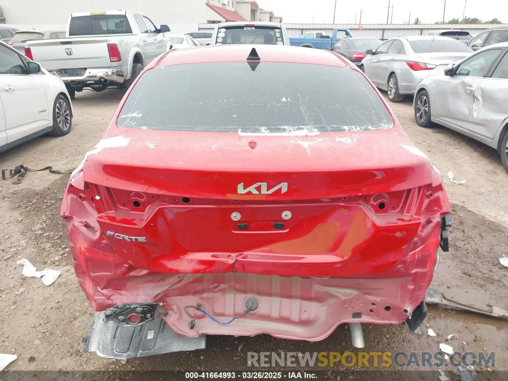 16 fotografías del automóvil dañado 3KPF24AD7RE792858 KIA FORTE 2024