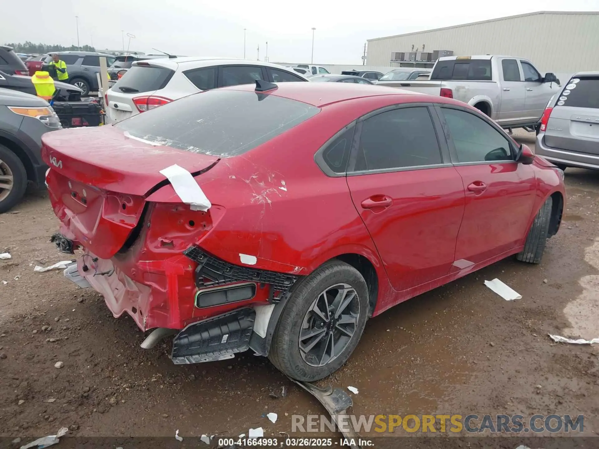 4 fotografías del automóvil dañado 3KPF24AD7RE792858 KIA FORTE 2024