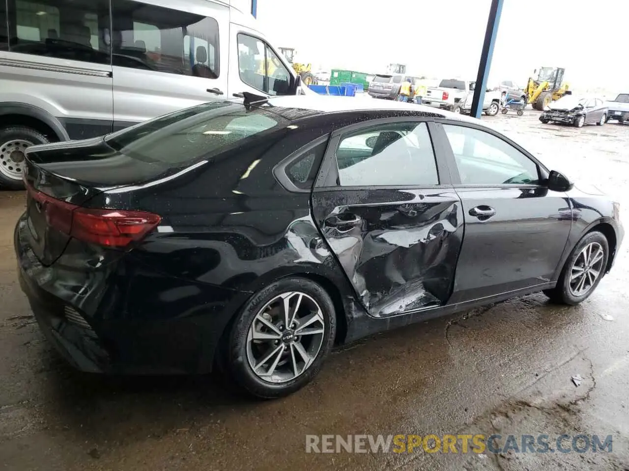 3 fotografías del automóvil dañado 3KPF24AD7RE793377 KIA FORTE 2024