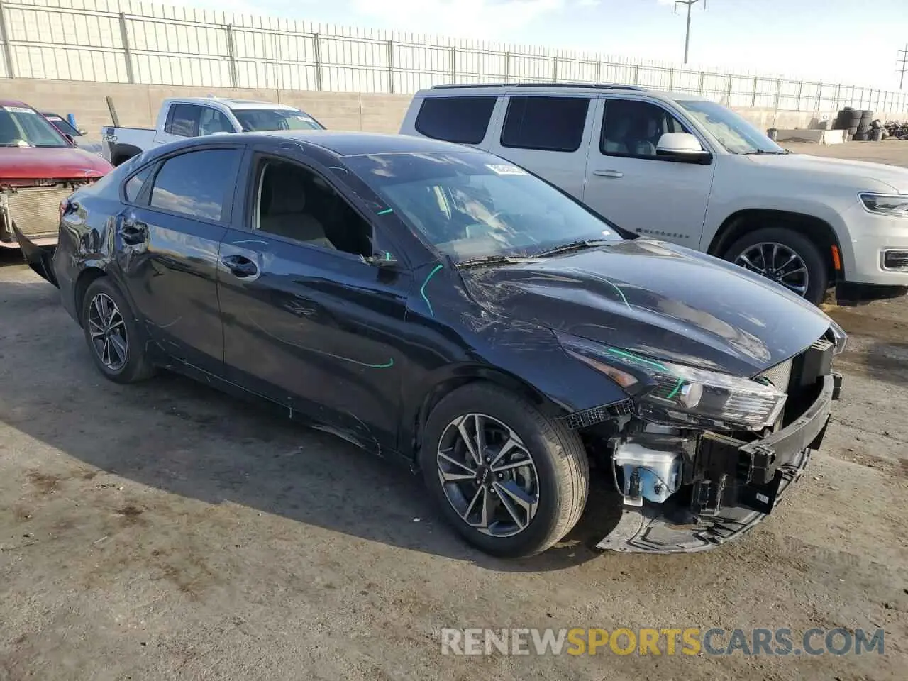4 fotografías del automóvil dañado 3KPF24AD7RE796201 KIA FORTE 2024
