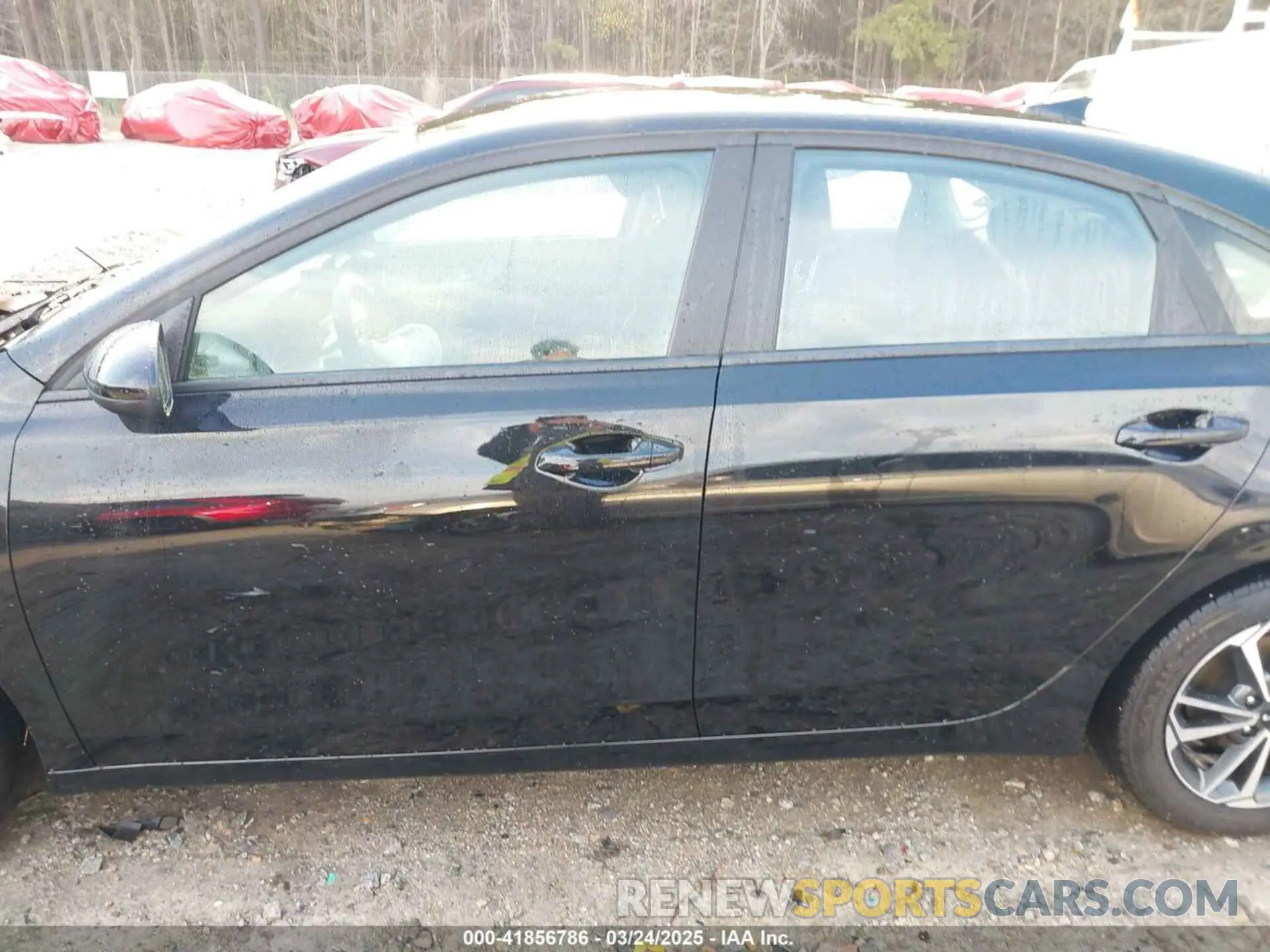 14 fotografías del automóvil dañado 3KPF24AD7RE799390 KIA FORTE 2024