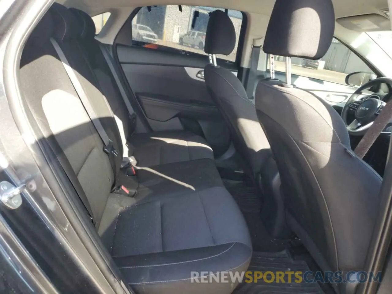 10 fotografías del automóvil dañado 3KPF24AD7RE821548 KIA FORTE 2024
