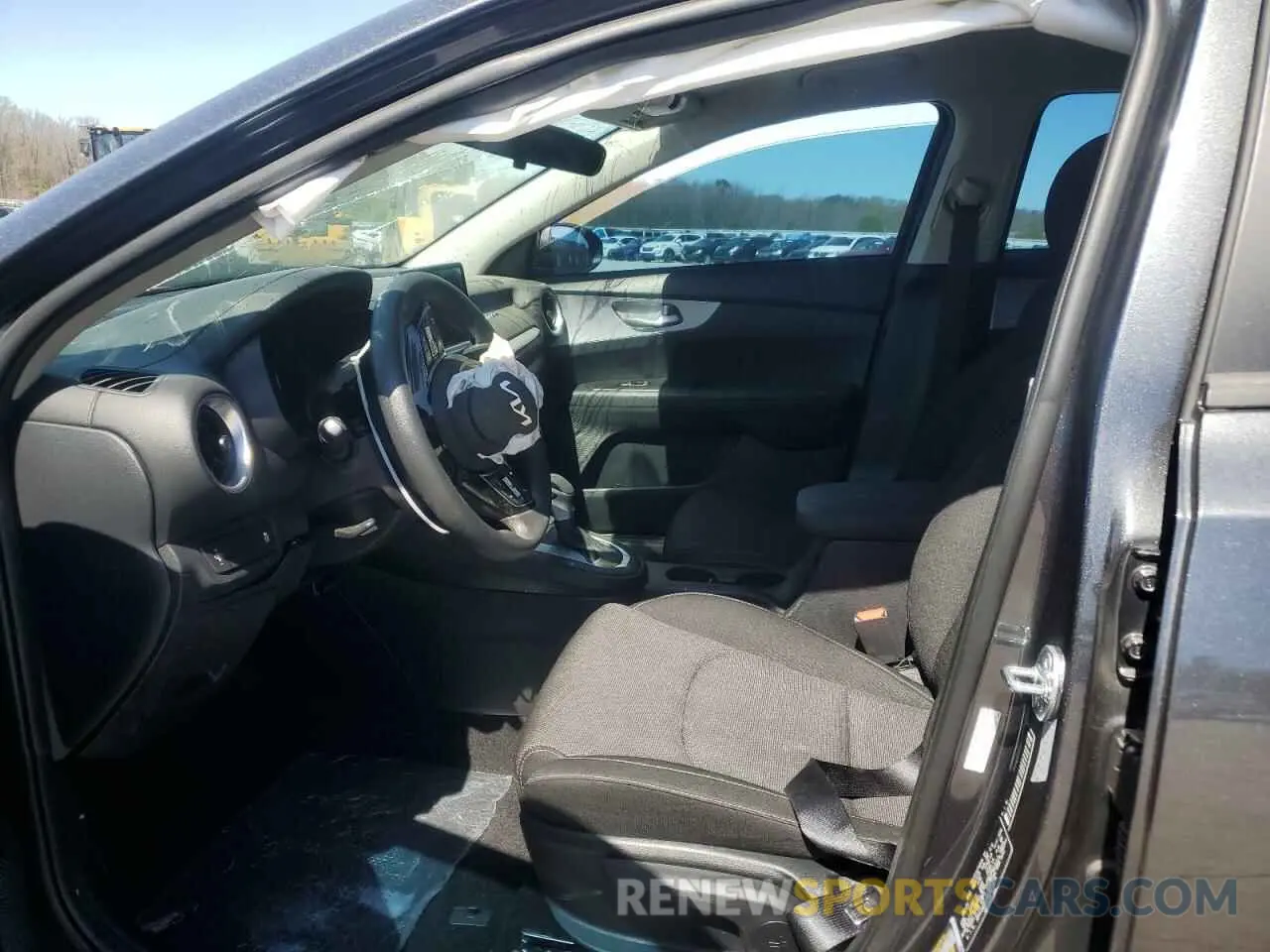 7 fotografías del automóvil dañado 3KPF24AD7RE821873 KIA FORTE 2024