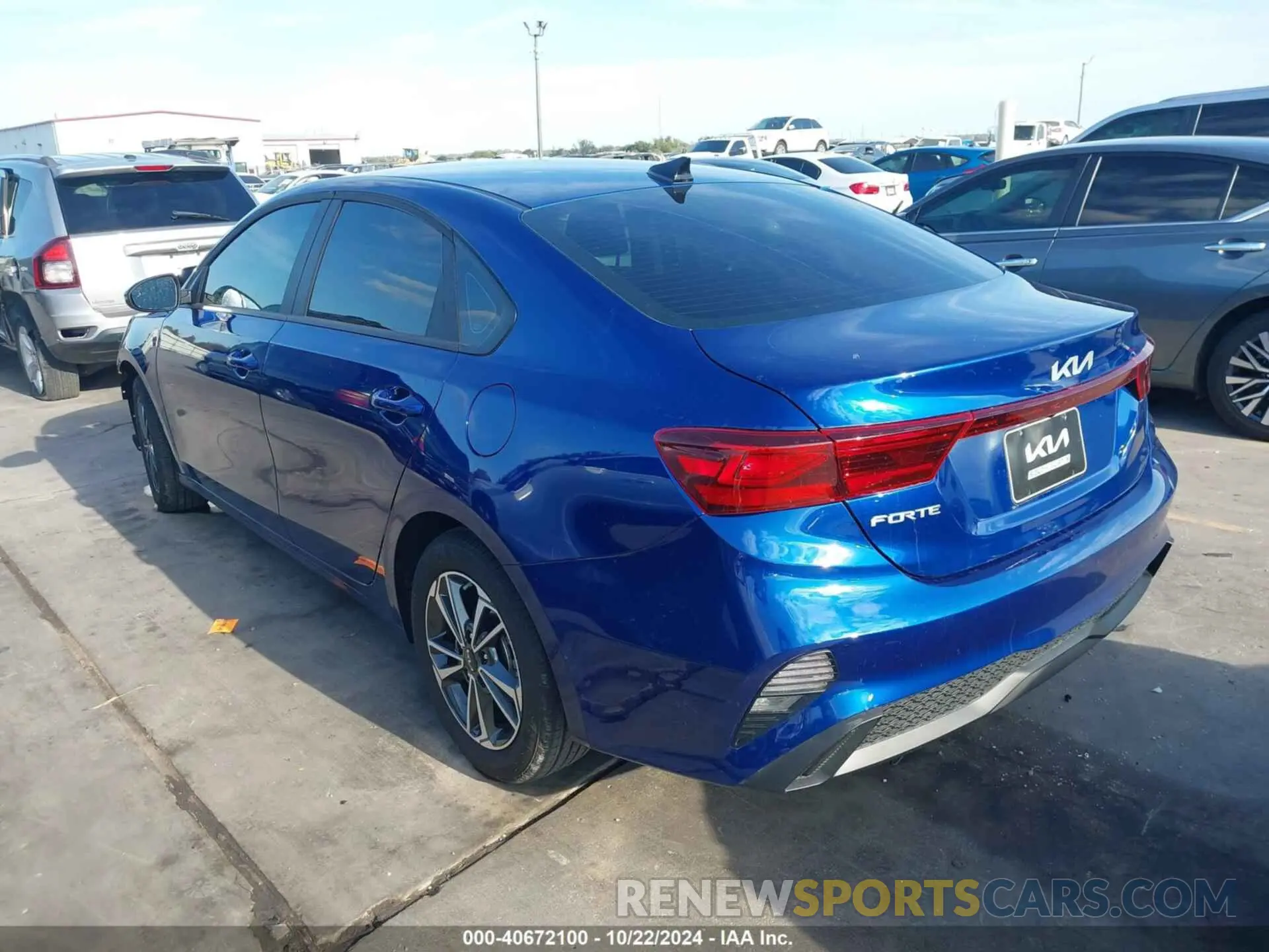3 fotografías del automóvil dañado 3KPF24AD7RE830816 KIA FORTE 2024