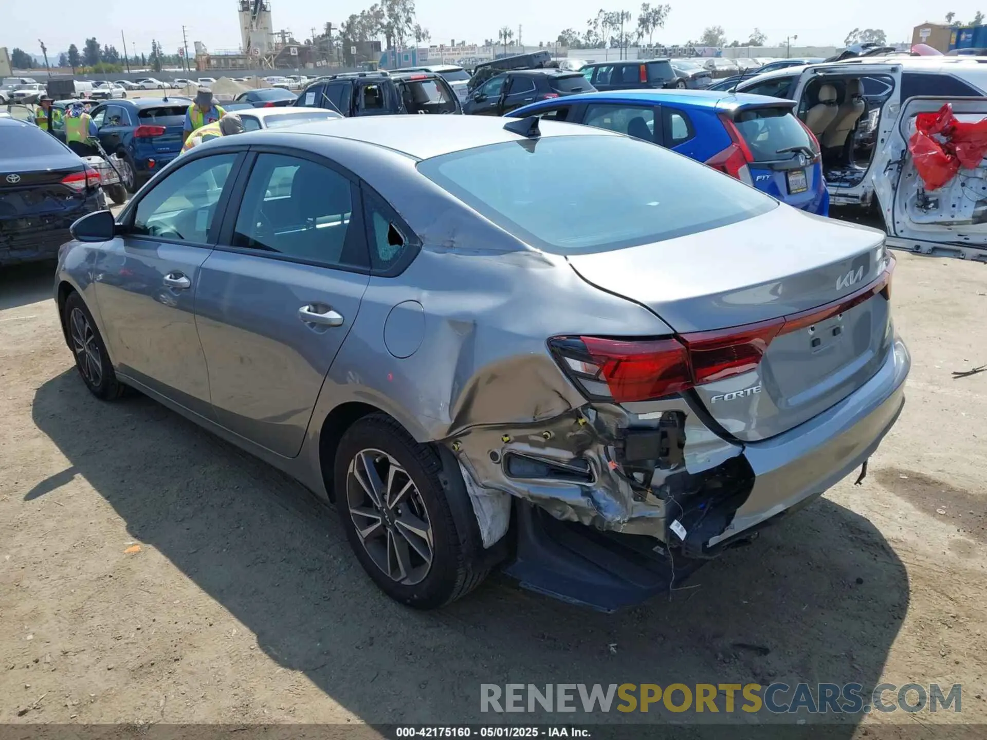 3 fotografías del automóvil dañado 3KPF24AD7RE837541 KIA FORTE 2024