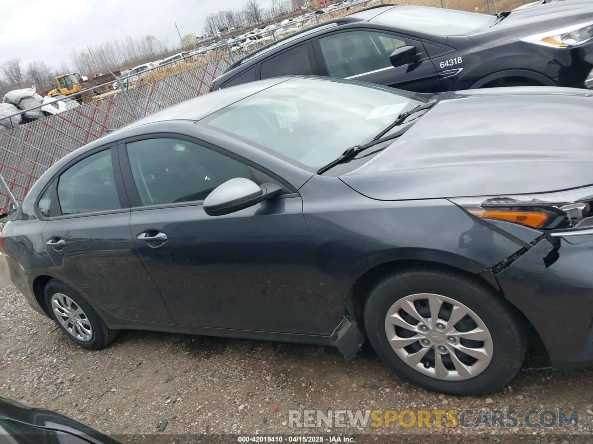 13 fotografías del automóvil dañado 3KPF24AD8RE699153 KIA FORTE 2024