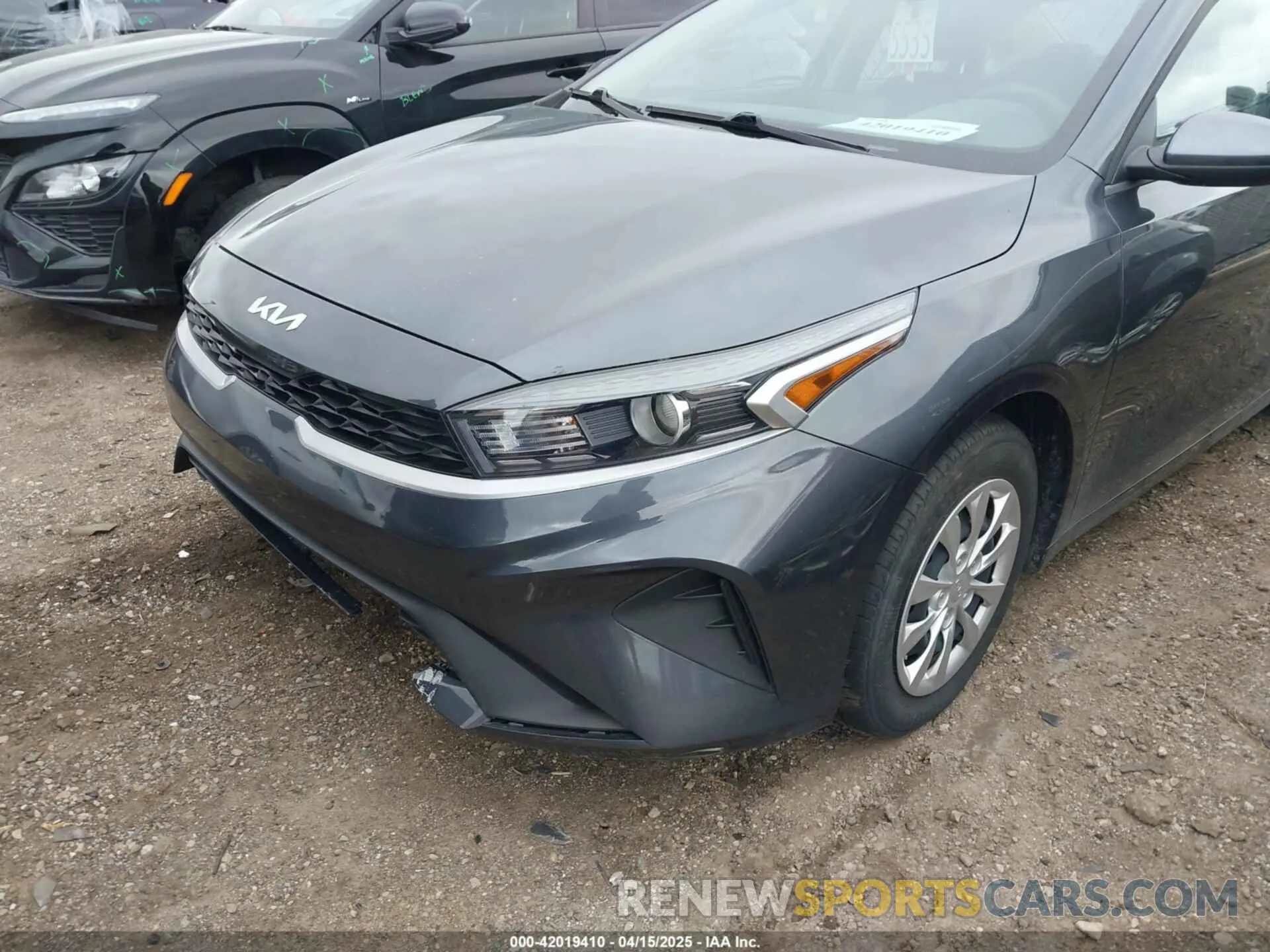 18 fotografías del automóvil dañado 3KPF24AD8RE699153 KIA FORTE 2024