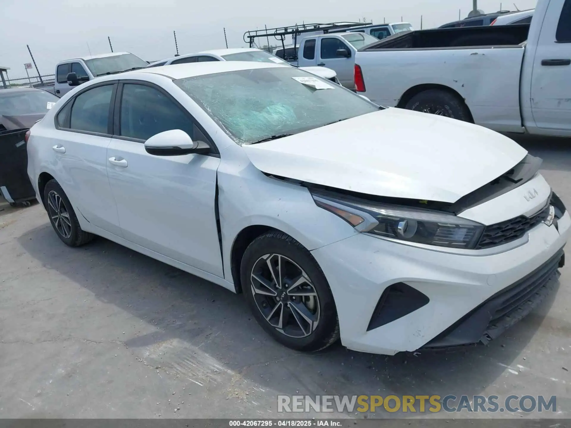 1 fotografías del automóvil dañado 3KPF24AD8RE728019 KIA FORTE 2024