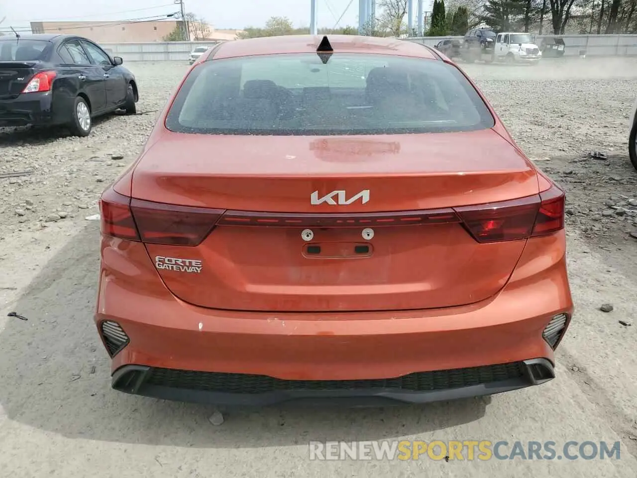 6 fotografías del automóvil dañado 3KPF24AD8RE728120 KIA FORTE 2024