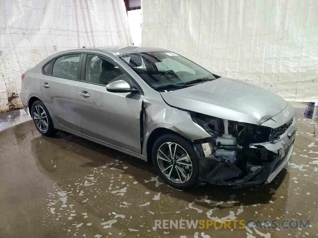 4 fotografías del automóvil dañado 3KPF24AD8RE738484 KIA FORTE 2024