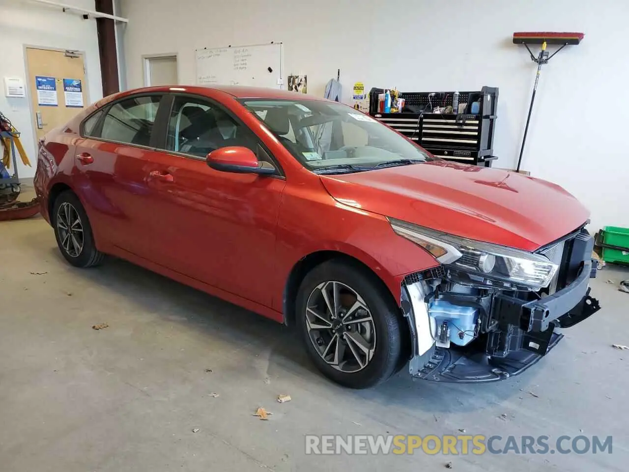 4 fotografías del automóvil dañado 3KPF24AD8RE747962 KIA FORTE 2024